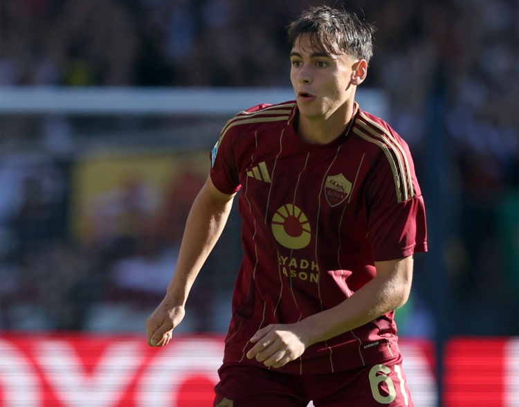 官方网站-皮西利：我完全专注于罗马 我在身体素质和防守以及战术都有提高